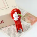 Süßer kleiner roter Klappnagelknipser mit Cartoon Kaninchen für tragbare Nagelpflege - Rot Erdbeere Ganzkörper Hase