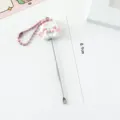Süßes Cartoon Kaninchen Anhänger Metall Ohrenreiniger mit rosa Perlenkette, tragbar 8.9cm. - Ohrlöffel / Weißes Kaninchen mit rosa Flügeln