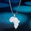 Edelstahl Afrika Karte Anhänger Halskette für Damen und Herren, stilvoller Kulturschmuck. - 60cm Eisenkette / Stahlfarben