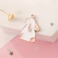 Niedlicher weißer Kaninchen Emaille DIY Anhänger Charm für Armband Schmuckherstellung. - Kleiner Hase