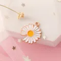 Gänseblümchen Metall Anhänger DIY Schmuck Zubehör, schöne Emaillierte Blume für Ohrringe. - Gänseblümchen