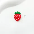 Süßer roter Erdbeer Harz Anhänger 2cm, DIY Bastelmaterial für Handyhülle und Dekoration. - Erdbeere