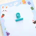 Piccola clip per raccoglitore in metallo color caramella, morsetto turchese, strumento carino. - Fermaglio verde foresta