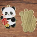 Schwarzer Panda Emailliertes Metall Anhänger DIY Schmuck Neujahr Glücksbringer Variante - Panda mit Feuerwerkskörpern Stil (37)
