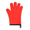Rote 5-Finger Silikon Ofenhandschuh, hitzebeständiger Backhandschuh mit rutschfestem Herzmuster. - Rot