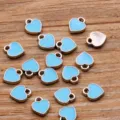 Mini hellblaue Emaillierte Herz Anhänger Set, weiß K vergoldet DIY Schmuck Zubehör. - Blau