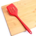 Espátula ranurada de silicona roja para utensilios antiadherentes, herramienta de cocina resistente. - Espátula Ranurada / Rojo