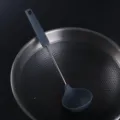 Cucharón de Sopa de Silicona con Mango de Acero Inoxidable Utensilio de Cocina - Cuchara de Sopa