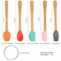 Set di 5 utensili da forno in silicone con manici in legno e anello, dettagli. - Mini Set da Forno da 5 Pezzi (Manico in Bambù)