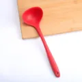 Cucharón de sopa de silicona rojo utensilio de cocina con agujero para colgar antiadherente - Cuchara de Sopa / Rojo