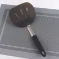 Espátula ranurada de silicona para sartén antiadherente, utensilio de cocina resistente. - Espátula Ranurada Redonda