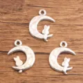 Breloques en métal chat argenté sur lune pendentif accessoires pour bijoux DIY 3pcs - Style Chat sur la Lune (#15) / 14x19mm