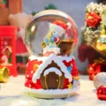 Weihnachten Santa Claus Schneekugel Musikbox mit leuchtendem Licht und festlicher Deko - 2206 Weihnachtsmann mit Geschenken / Mittel 80# LED Licht+Musik