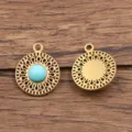 Edelstahl Türkis runder Anhänger DIY Schmuck Charm für Halskette und DIY Ohrringe - Runder Sonnenblumenstil / 1 Stück (15x18mm) / Blaugrün