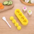 Set stampo per polpette di riso in plastica a 4 sfere con cucchiaio e timbri per sushi DIY. - Giallo brillante