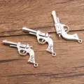 Pendatifs pistolet en alliage argent rétro, charms tête de mort pour bijoux DIY. - No.2 Revolver / 22x40mm