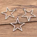 Pendentifs d'étoile creuse en acier inoxydable pour fabrication de bijoux DIY et artisanat. - Pentagramme / Grand 20x23mm (1 Pièce) / Acier
