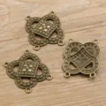 Antikbronze Mehrloch Legierung Schmuckverbinder DIY Vintage Charms Anhänger Varianten. - Typ 12 Verbinder / 26*31mm
