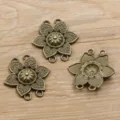 Antike Bronze Blumen Mehrloch-Verbinder für die DIY Schmuckherstellung und Basteln. - Verbinder Stil 22 / 33*35mm