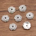 Antiek zilver bloem kralenkapjes legering tussenkralen voor DIY armband ketting sieraden - Holle Gesneden Stijl (2934) / 1 Stuk (3x11mm) / Antiek Zilver