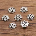Antiek zilveren bloem kralenkapjes tussenkralen voor DIY sieraden maken armbanden kettingen. - Prachtige Holle Stijl (3501) / 1 Stuk (4*10mm) / Antiek Zilver