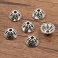 Antiek zilver legering bloem kralenkapjes afstandsouders voor DIY sieraden armbanden 1st - Holle Kap Kraalkap (3763) / 6x13mm / Antiek Zilver