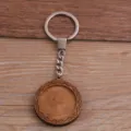 Porte-clés plateau rond en bois brut DIY pendentif anneau métallique accessoires. - Style D / 30mm / Argent antique