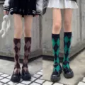 Chaussettes mi-mollet à motif argyle pour femmes, style collège rétro britannique chic. - Taille unique / Marron + Vert