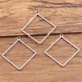 Breloques de lunette en rhombe en acier inoxydable pour fabrication de bijoux, pendentifs. - Carré / Grand 21X21X1.2mm (1 Pièce) / Acier