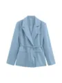 Vue détaillée du blazer élégant pour femme bleu clair avec un col à revers stylé et ceinture. - XS / Bleu