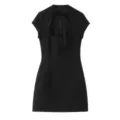 Élégante robe courte noire près du corps avec détail de nœud et découpe pour style chic. - S / Noir