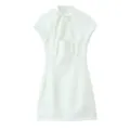 Robe courte blanche à manches courtes avec col noué élégant, design slim pour femmes. - S / Blanc