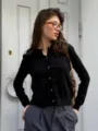 Lässige schwarze Strickjacke für Damen, langärmliger Pullovermantel mit Rundhalsausschnitt. - Einheitsgröße / Schwarz