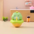 Süße grüne Cartoon-Desktop-Ornament-Figur, kreatives Stehaufmännchen für Büro und Zuhause. - Ornament-Serie / Frosch (3040) / 3040 Frosch