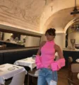 Ροζ πλεκτό τοπ και σετ μανίκια, κομψό πουλόβερ δύο τεμαχίων για τη γυναικεία μόδα φθινοπώρου. - Ένα μέγεθος / Σετ / Τριανταφυλλί