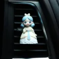 Cute cartoon princess car air freshener vent clip, sweet interior decoration pendant. - Princess Style / Single Pack