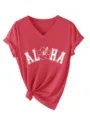 Détail en gros plan du t-shirt rouge à col en V et manches courtes avec imprimé Aloha. - S / Hauts / Rouge (3812-Police Blanche)