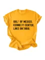Casual gele dames korte mouw t-shirt met klassiek tekstprint design voor comfortabele pasvorm. - S / Tops / Geel