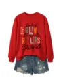 Détail du sweat-shirt rouge avec motif graphique Thanksgiving et short en jean déchiré. - S / Hauts / Rouge (Impression Noire)