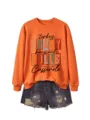 Sweat-shirt col rond orange avec imprimé Thanksgiving amusant, assorti à un short en jean stylé. - S / Hauts / Orange (Impression Noire)