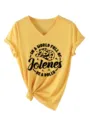 Detail t-shirt femme col V jaune, joli imprimé chapeau de cowboy, ourlet noué tendance. - S / Hauts / Jaune