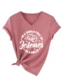 Gros plan détail du t-shirt femme à col V manches courtes avec imprimé et ourlet noué. - S / Hauts / Or rose