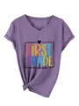 T-shirt femme violet col V manches courtes avec imprime graphique et detail noeud. - S / Hauts / Violet