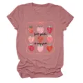 Femme T-shirt manches courtes decontracte ample graphique fraise haut vetement - S / Hauts / Or Rose (Texte Noir)