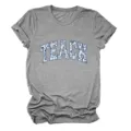 Grijze dames t-shirt korte mouw detail, blauwe bloemige TEACH letter print, ronde hals. - Tops / donkergrijs / S