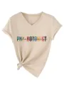 Beige V-hals korte mouwen t-shirt met kleurrijke grafische print en leuk knoopdetail. - S / Tops / Zandkleur