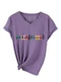 Paars V-hals korte mouw T-shirt met grafische print en stijlvolle knoopzoom voor dames. - S / Tops / Paars