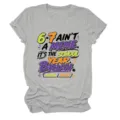 Dames grijs korte mouw t-shirt casual ronde hals top met grappige schooljaar grafische print. - S / Tops / Lichtgrijs