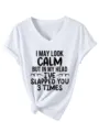 Casual γυναικείο λευκό T-shirt με V-neck κοντό μανίκι, τύπωμα γραμμάτων και κόμπο. - S / Tops / Λευκό