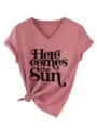 Damen lässiges V-Ausschnitt Kurzarm T-Shirt mit Buchstabenprint und Knotensaum stylisches Top. - Roségold (Schwarze Schrift)
